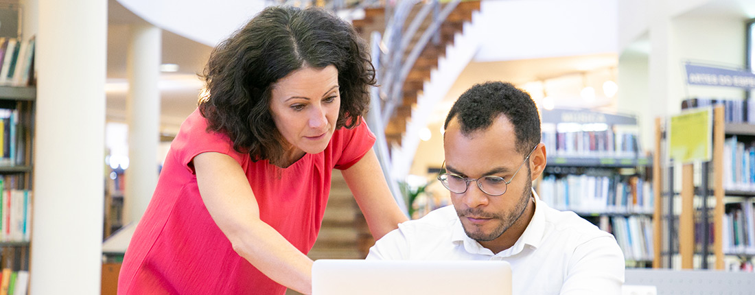 Mentoria na universidade: como transformar orientação em sucesso acadêmico e profissional