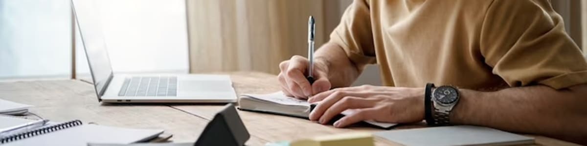 Saiba como desenvolver uma pesquisa científica na graduação ou na pós-graduação